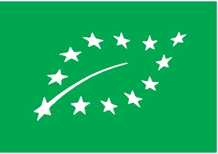 Loghi delle certificazioni biologico europea su sfondo bianco