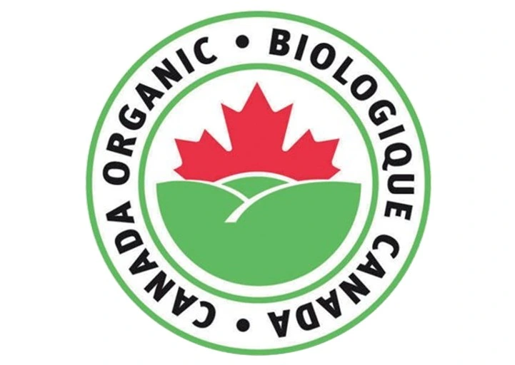 Loghi delle certificazioni biologica COR canadese su sfondo bianco